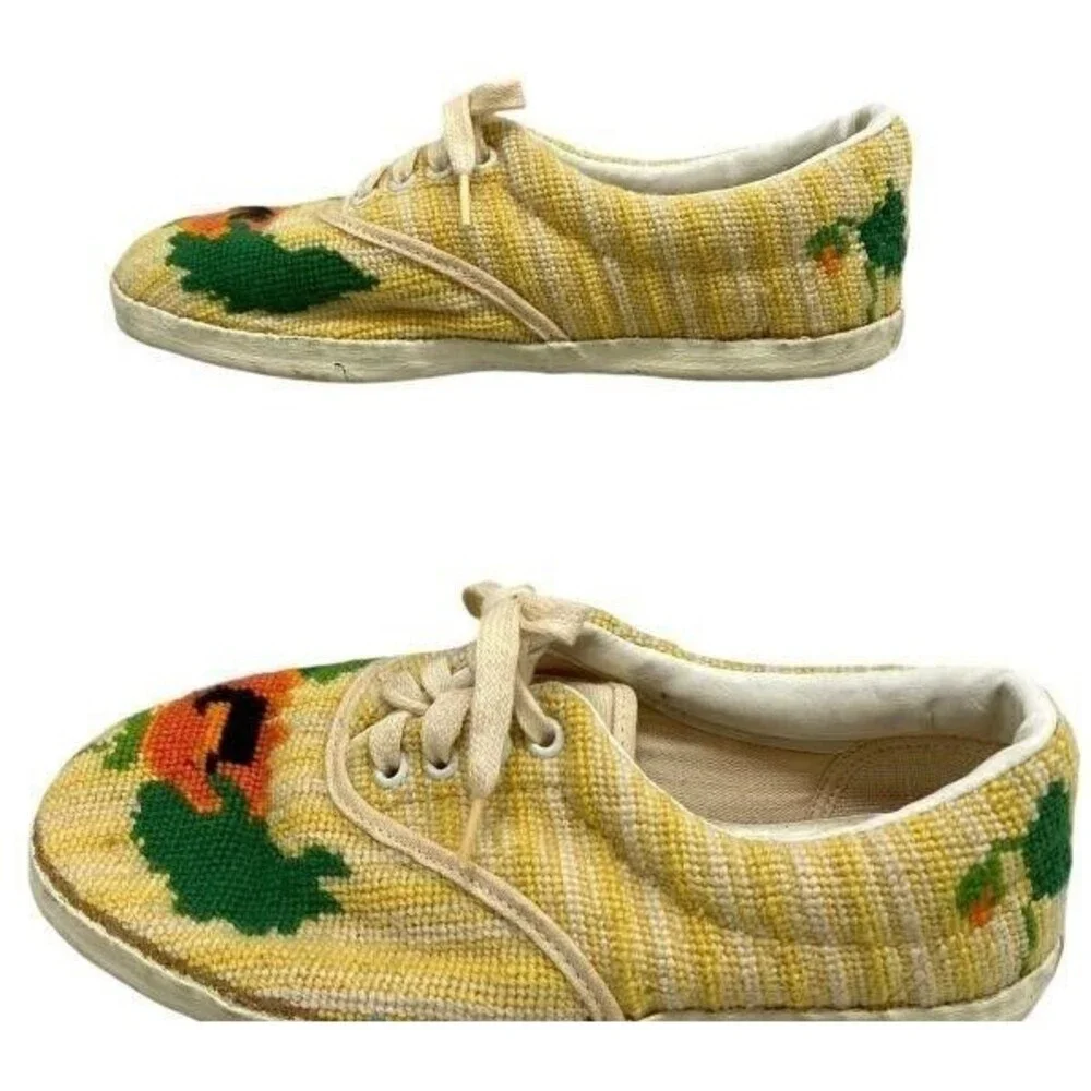 Vintage VANS Van Doren Floral Needlepoint Women's Sneakers Size 7.5
